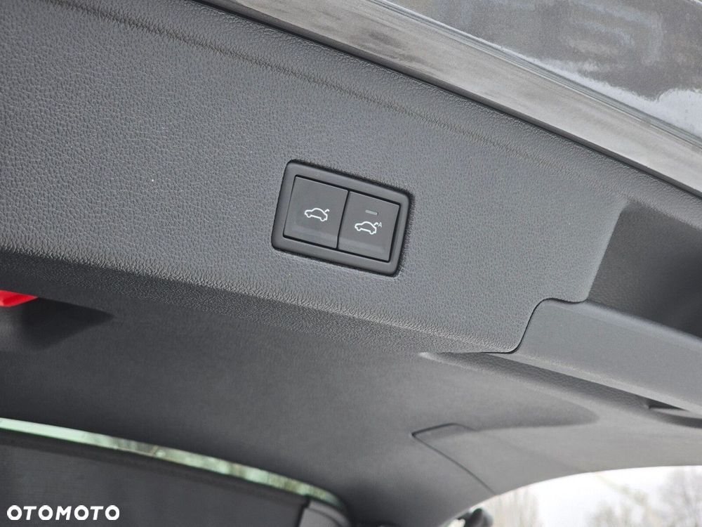 Volkswagen Touareg 3.0 V6 TDI SCR 4Mot R-Line - 12