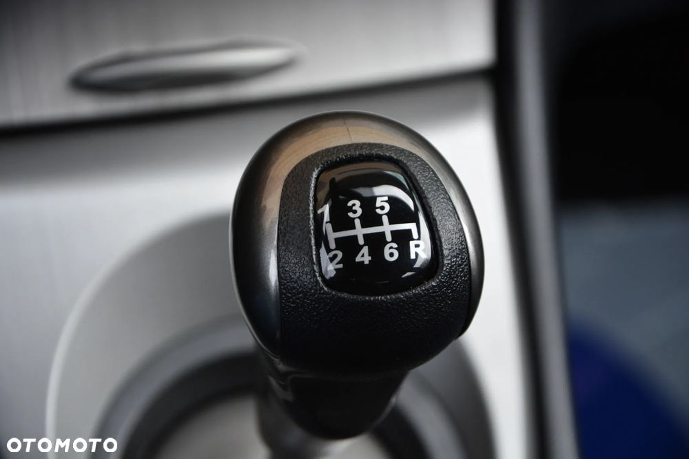 Hyundai i30 2.0 Premium - 30