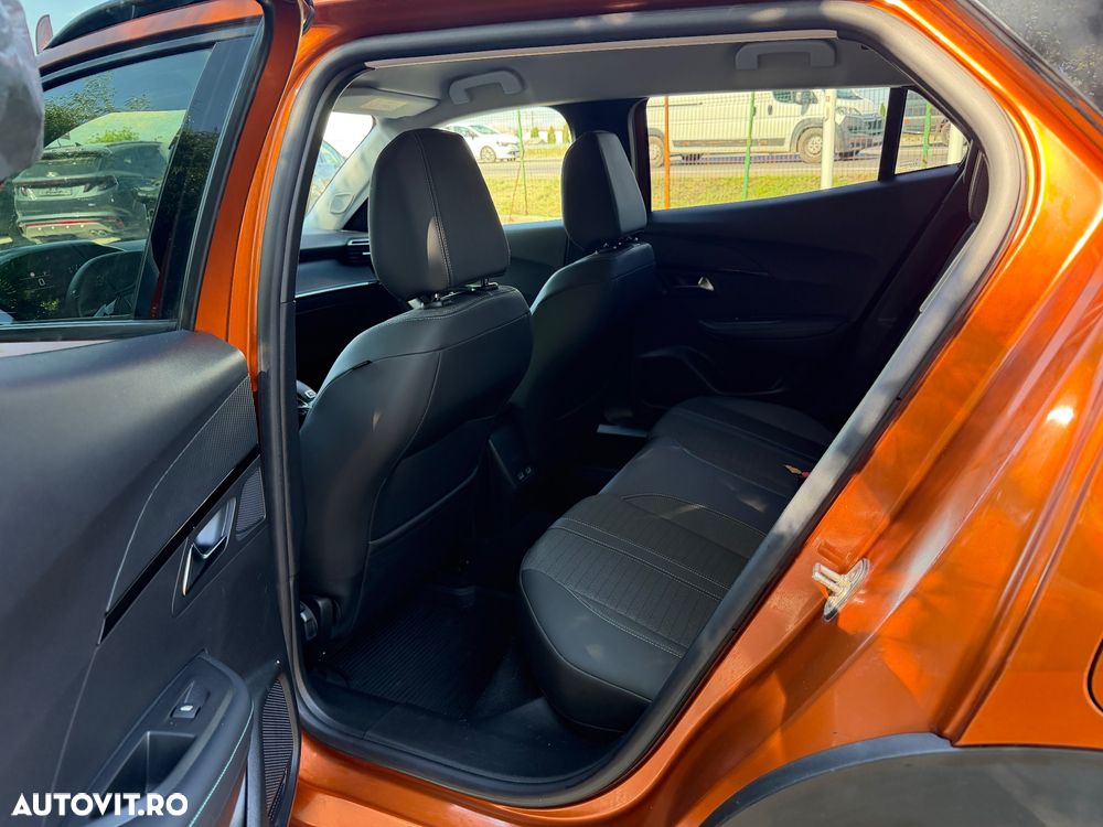 Peugeot 2008 1.5 BlueHDI EAT8 STT Allure Pack - 15