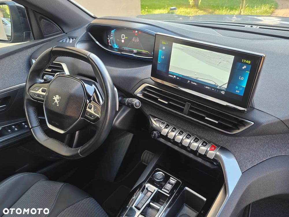 Peugeot 3008 1.6 PureTech Hybrid4 PHEV Allure S&S EAT8 - 28
