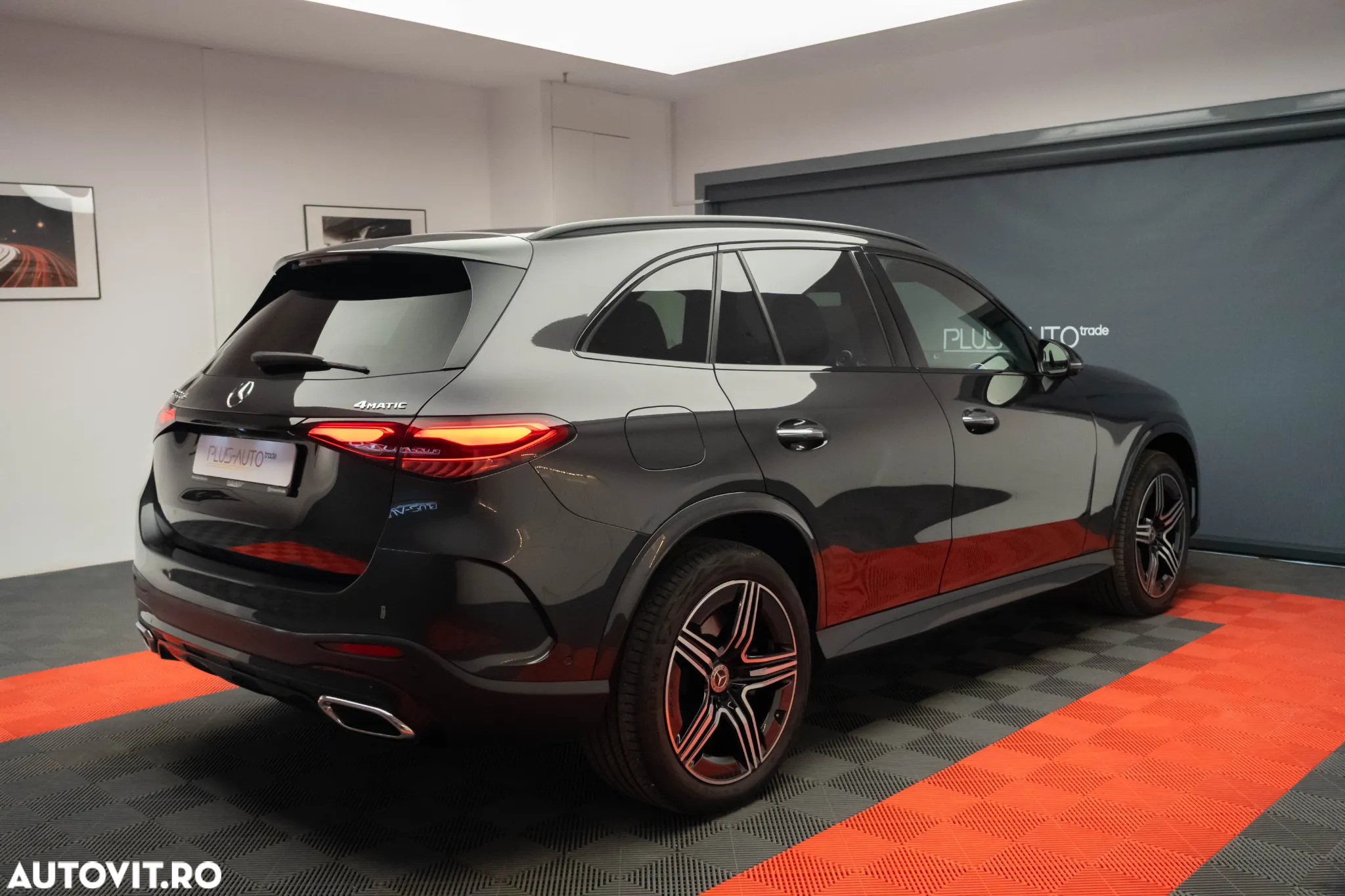 Mercedes-Benz GLC 300 de 4Matic 9G-TRONIC AMG Line Advanced - 30