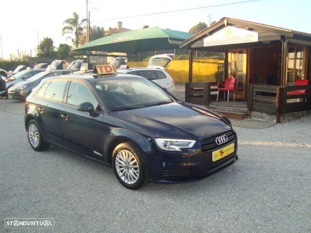 Audi A3 Sportback 1.6 TDI Sport - 3