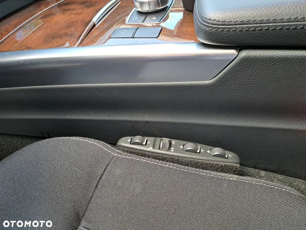 Mercedes-Benz Klasa E 250 7G-TRONIC - 10