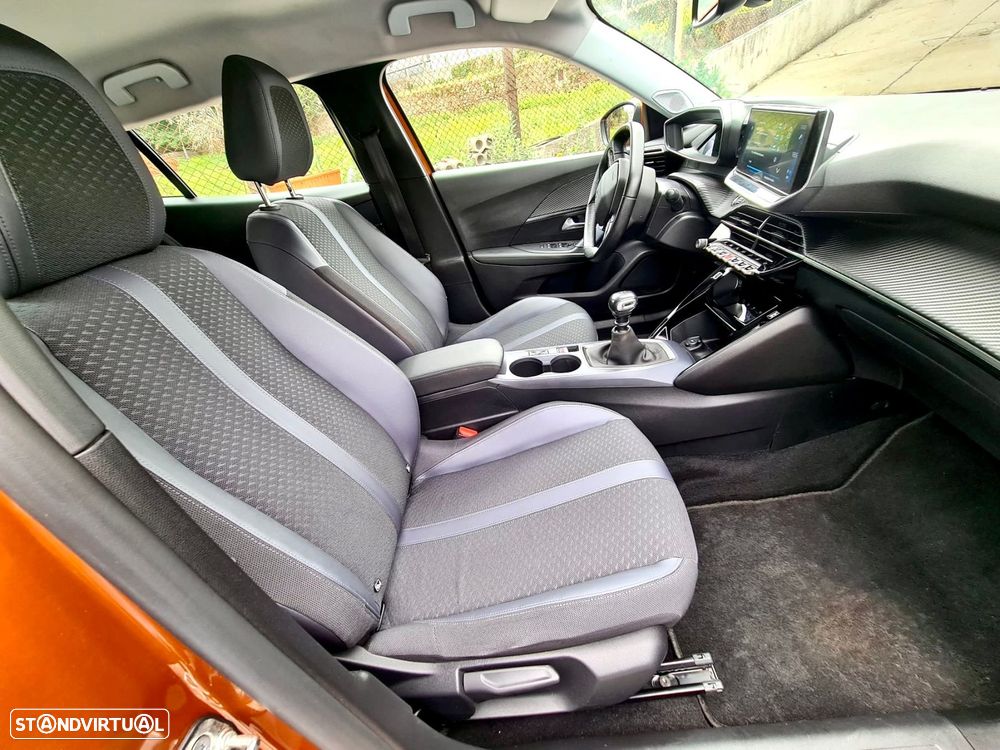 Peugeot 2008 PureTech 130 Allure Pack - 12