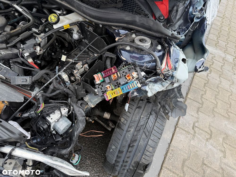 Mercedes-Benz Klasa A AMG 45 4Matic AMG Speedshift 7G-DCT Yellow Night Edition - 16