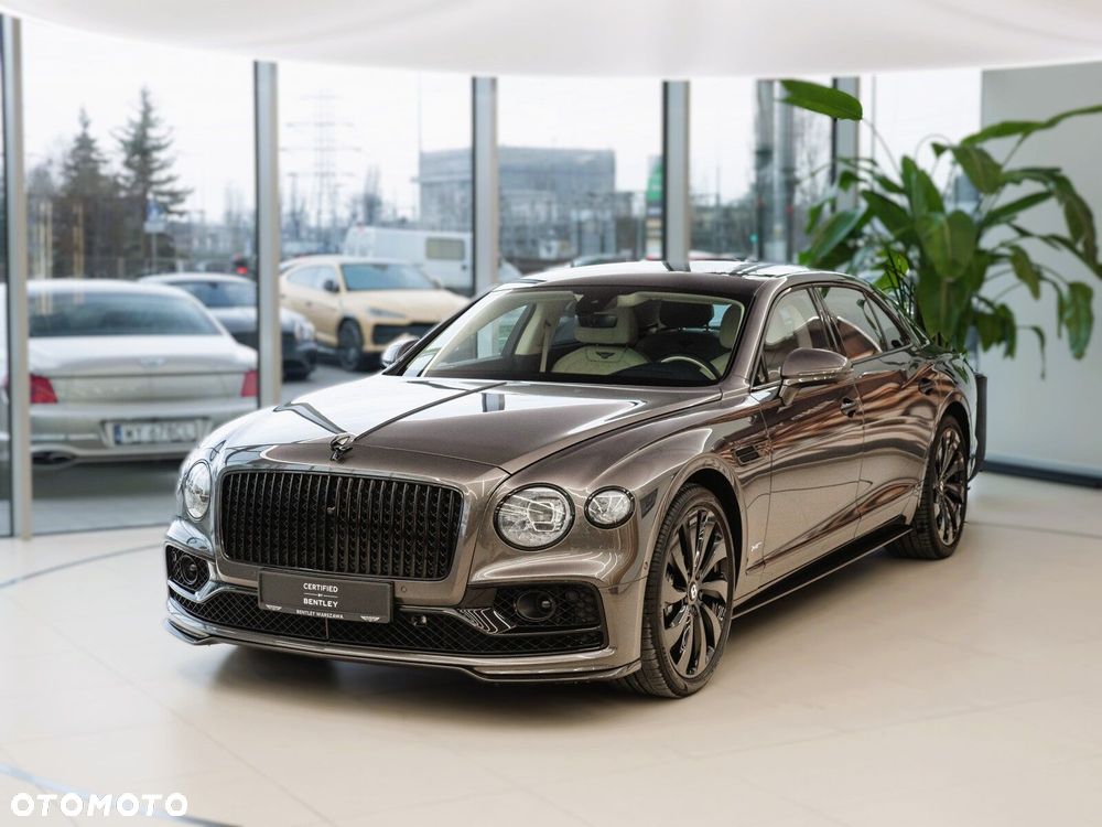 Bentley Flying Spur - 2
