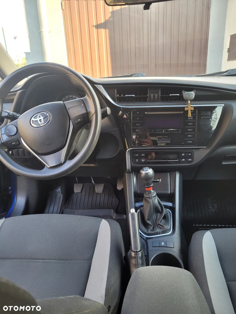 Toyota Auris 1.33 VVT-i Active - 6
