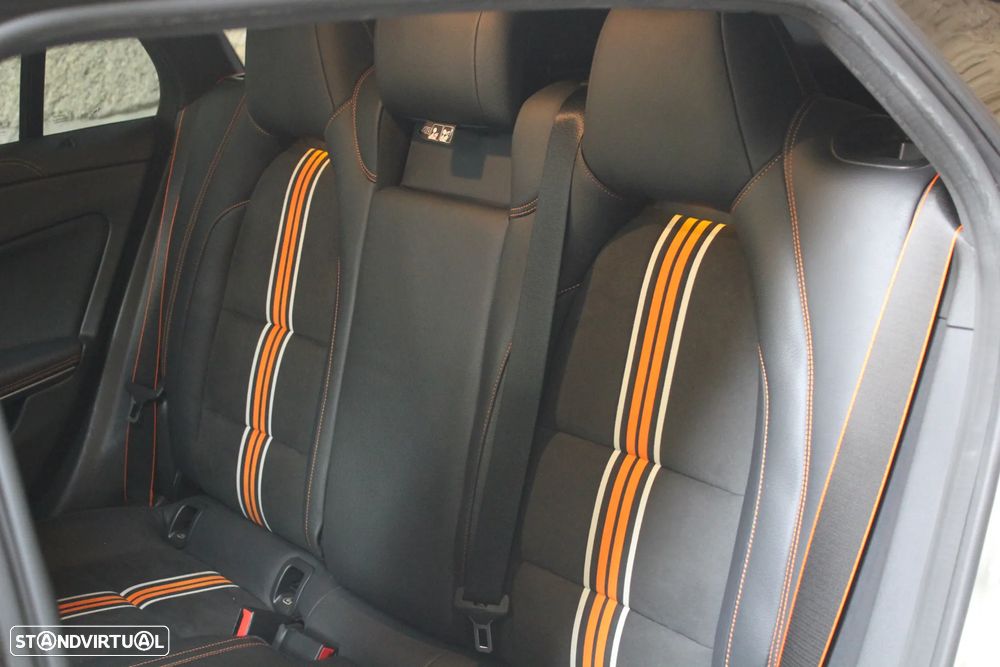 Mercedes-Benz CLA 220 (CDI) d 7G-DCT Orange Art Edition - 25