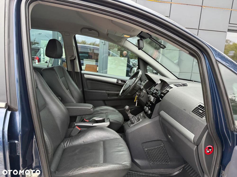Opel Zafira 1.8 - 22