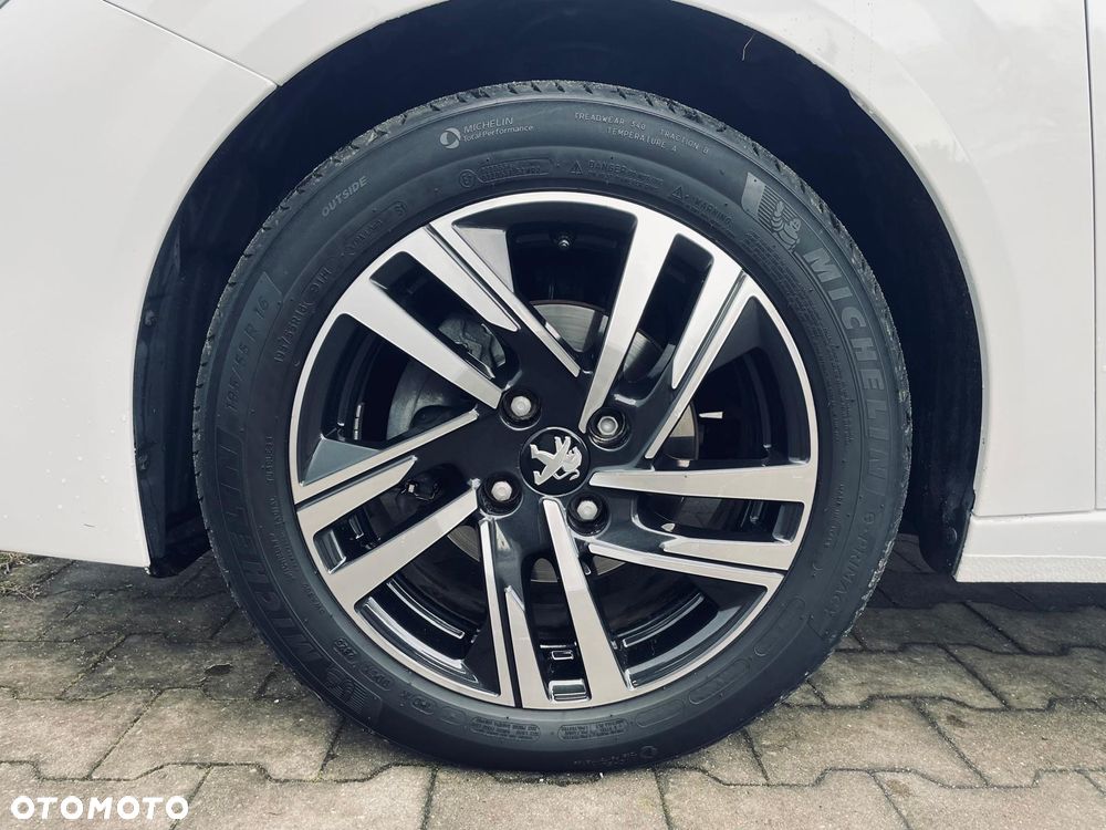Peugeot 208 BlueHDi 100 Allure - 15