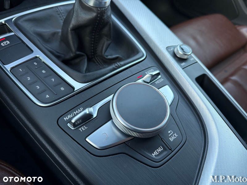 Audi A4 Avant 2.0 TDI Sport S tronic - 30