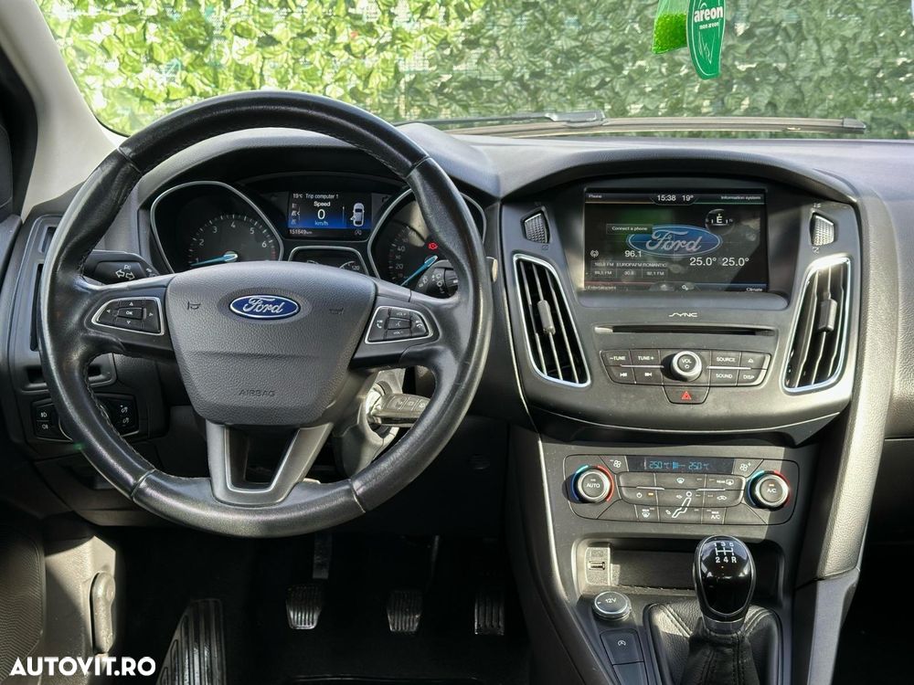 Ford Focus 1.0 EcoBoost Trend - 8