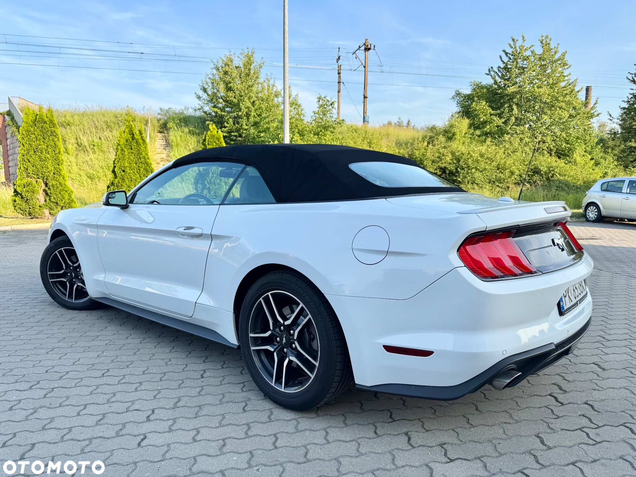 Ford Mustang 2.3 EcoBoost - 13