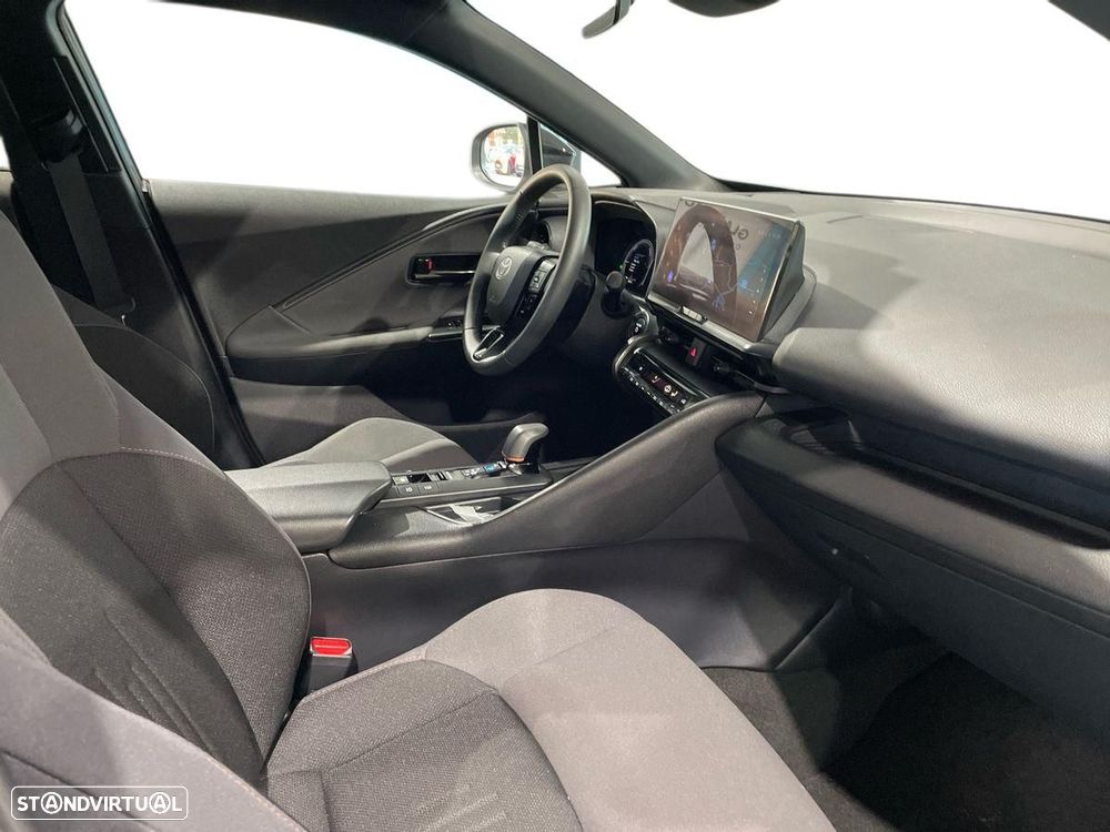 Toyota C-HR - 7