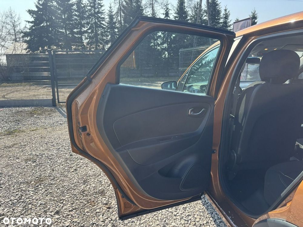 Renault Captur - 28