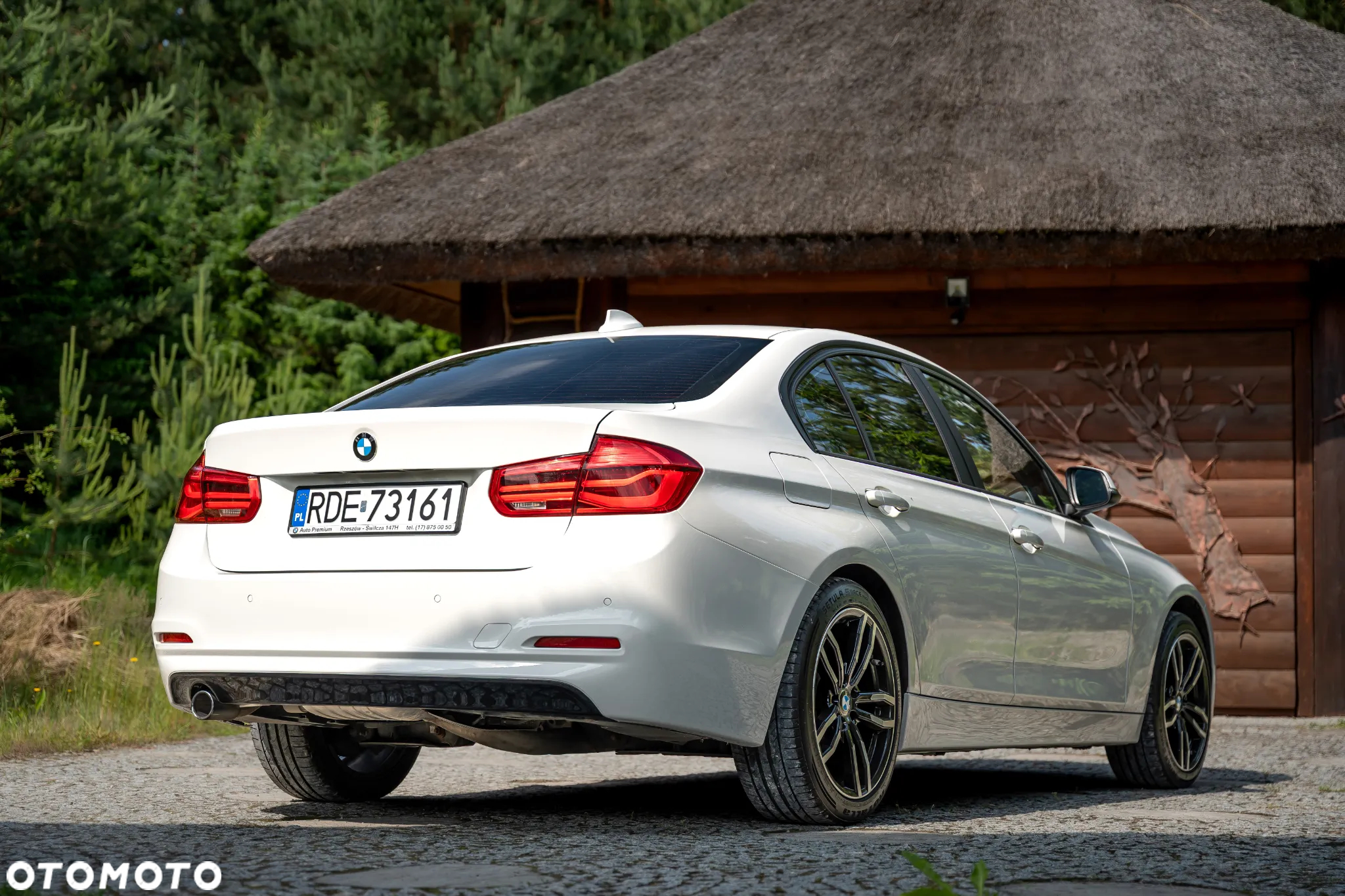 BMW Seria 3 318d M Sport - 13