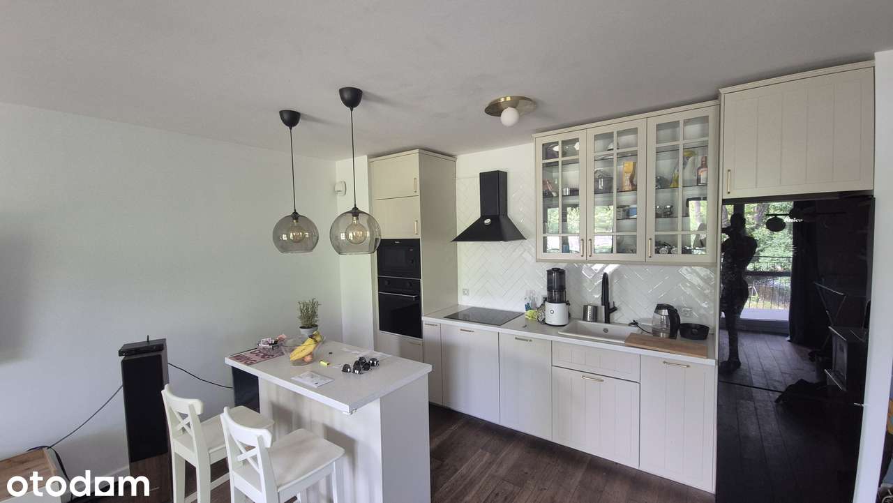 2 pokoje 48m2, dobry standard, Potrzebna, blisko SKM, zadbane osiedle