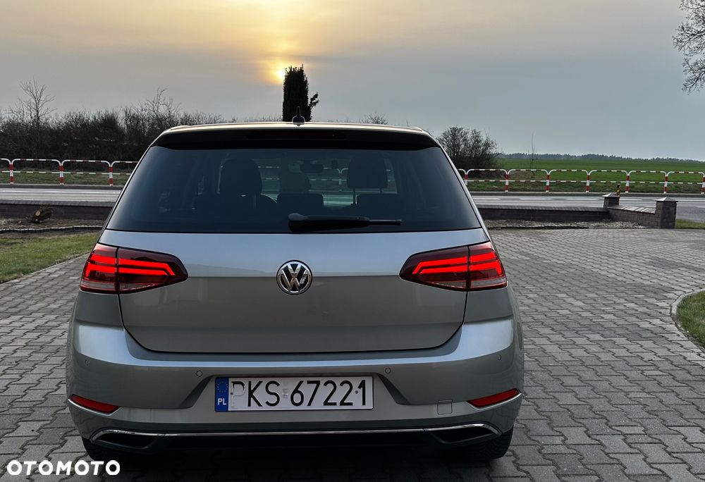 Volkswagen Golf 2.0 TDI Sound - 36