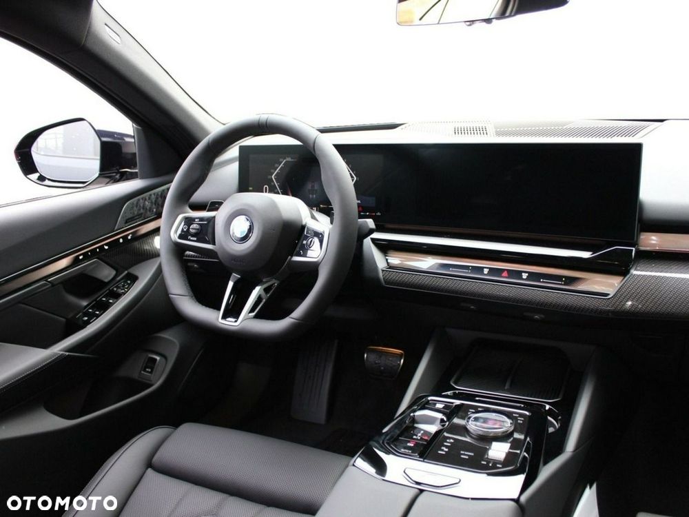 BMW Seria 5 520d xDrive mHEV - 6