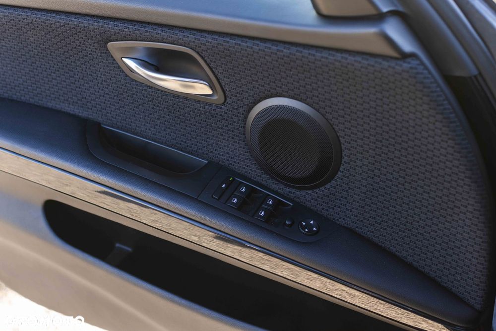 BMW Seria 3 - 16