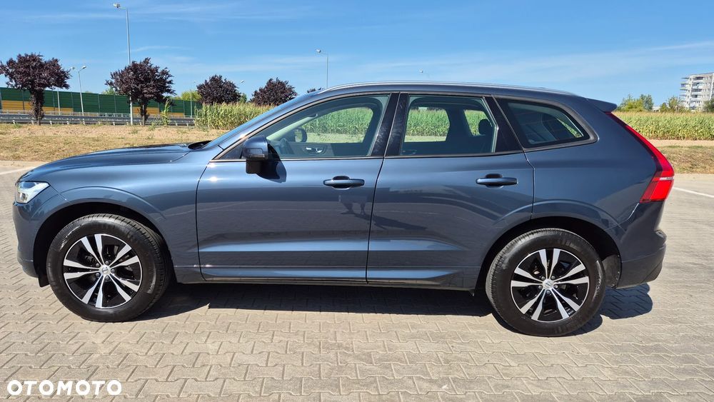 Volvo XC 60 D4 Momentum Pro - 2