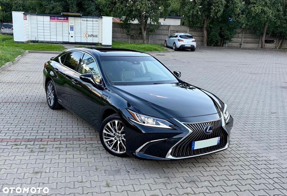 Lexus ES 300h Prestige - 4