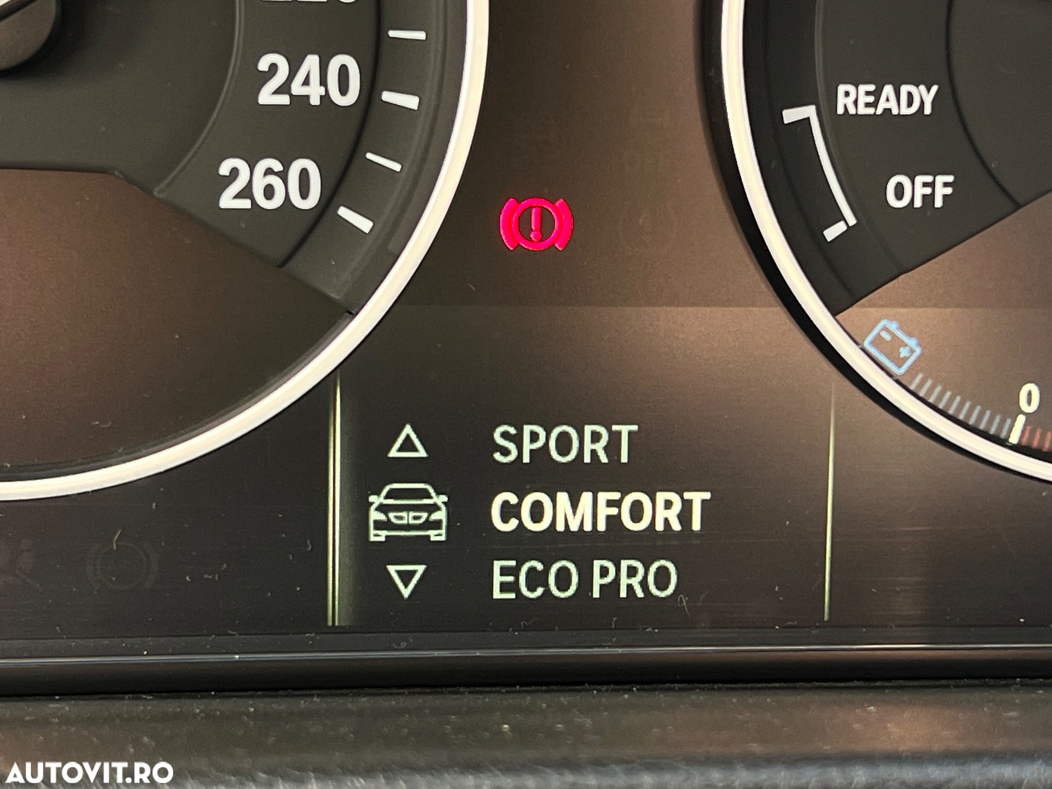 BMW Seria 3 320d Touring Aut. Modern Line - 38