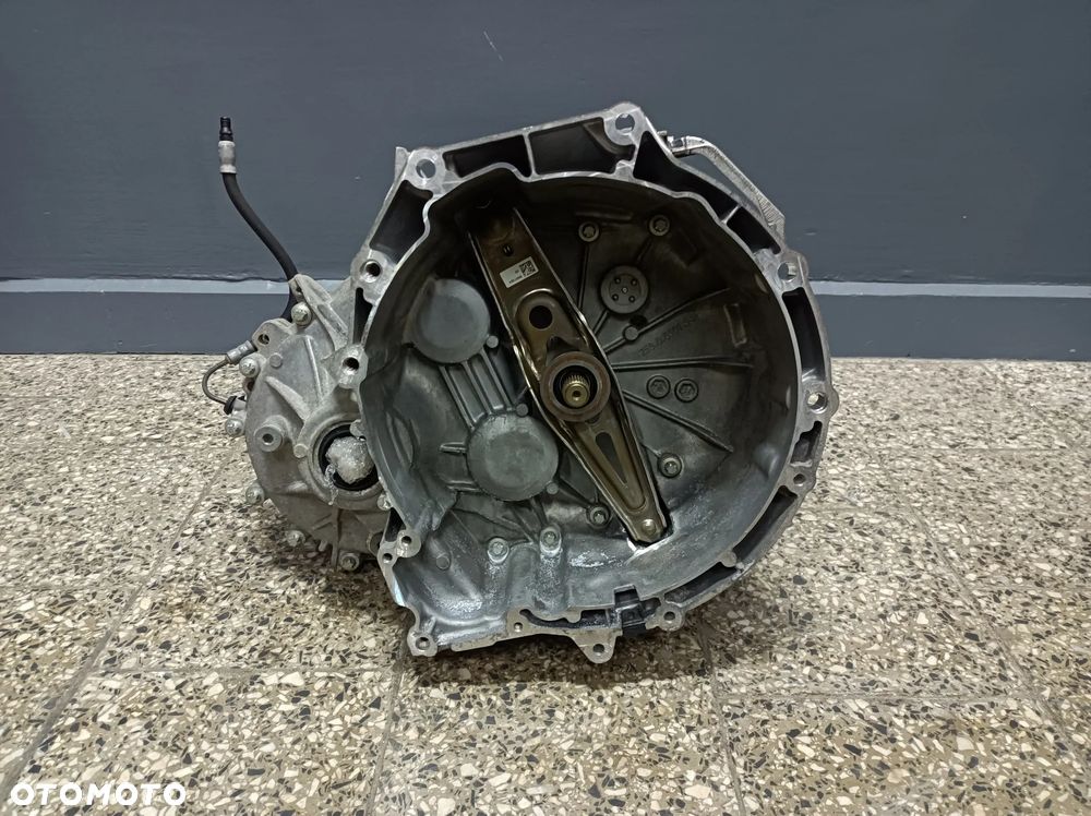 MINI F54 F56 F60 Skrzynia biegów 8687641 GS6-59DG - 1