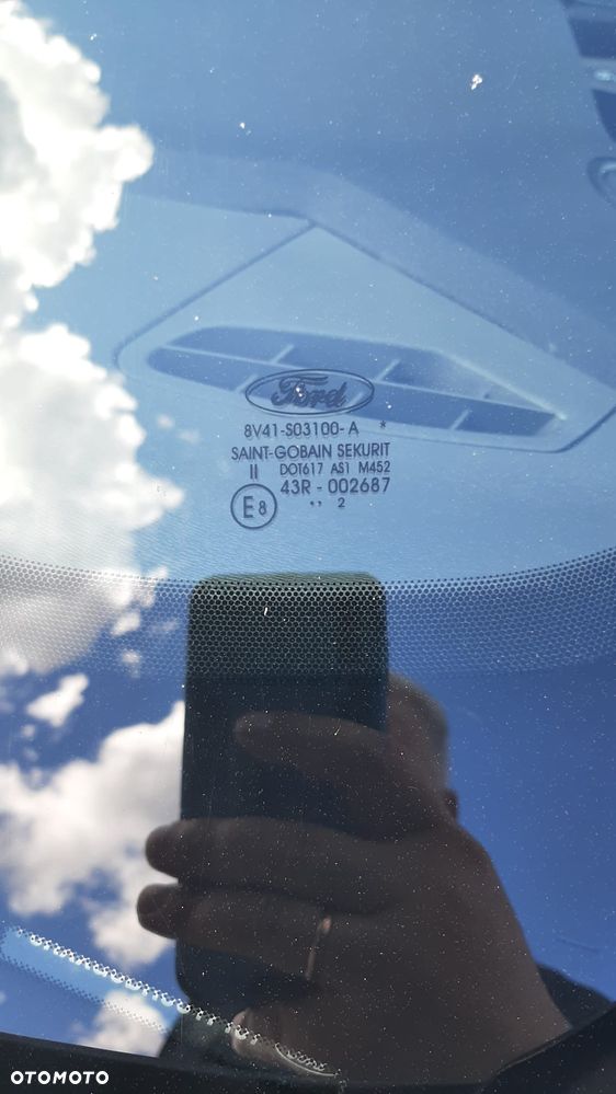 Ford Kuga 2.0 TDCi 2x4 Champions Edition - 26