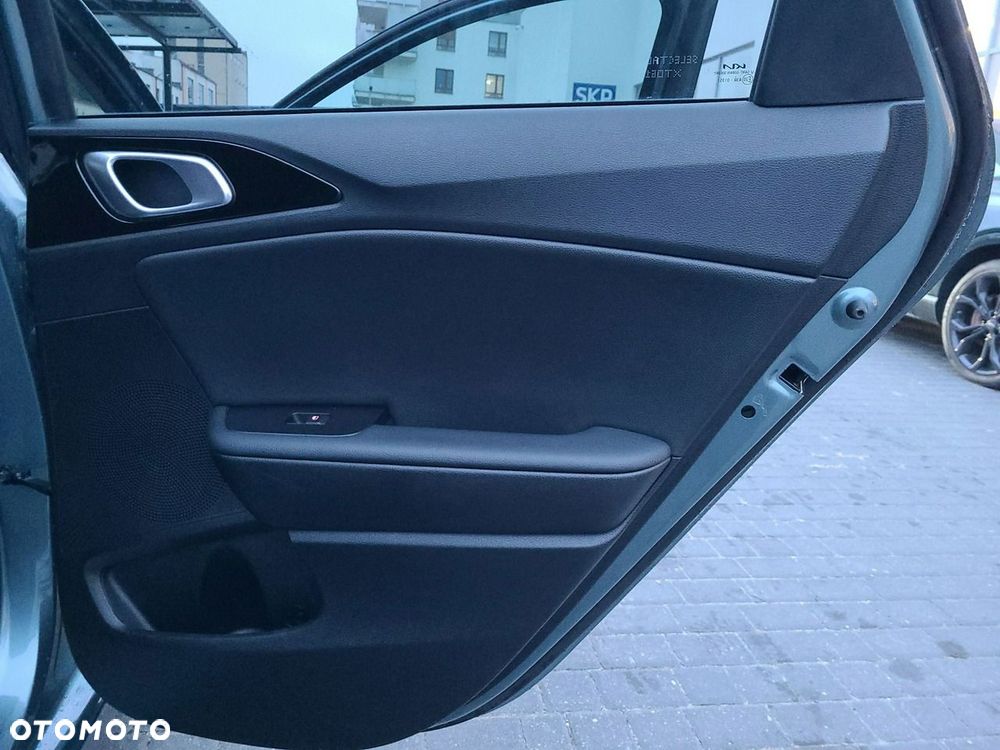 Kia Ceed 1.6 GDI PHEV Business Line DCT - 15