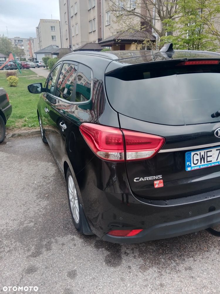 Kia Carens 1.7 CRDi Business Line 7os 7DCT - 7