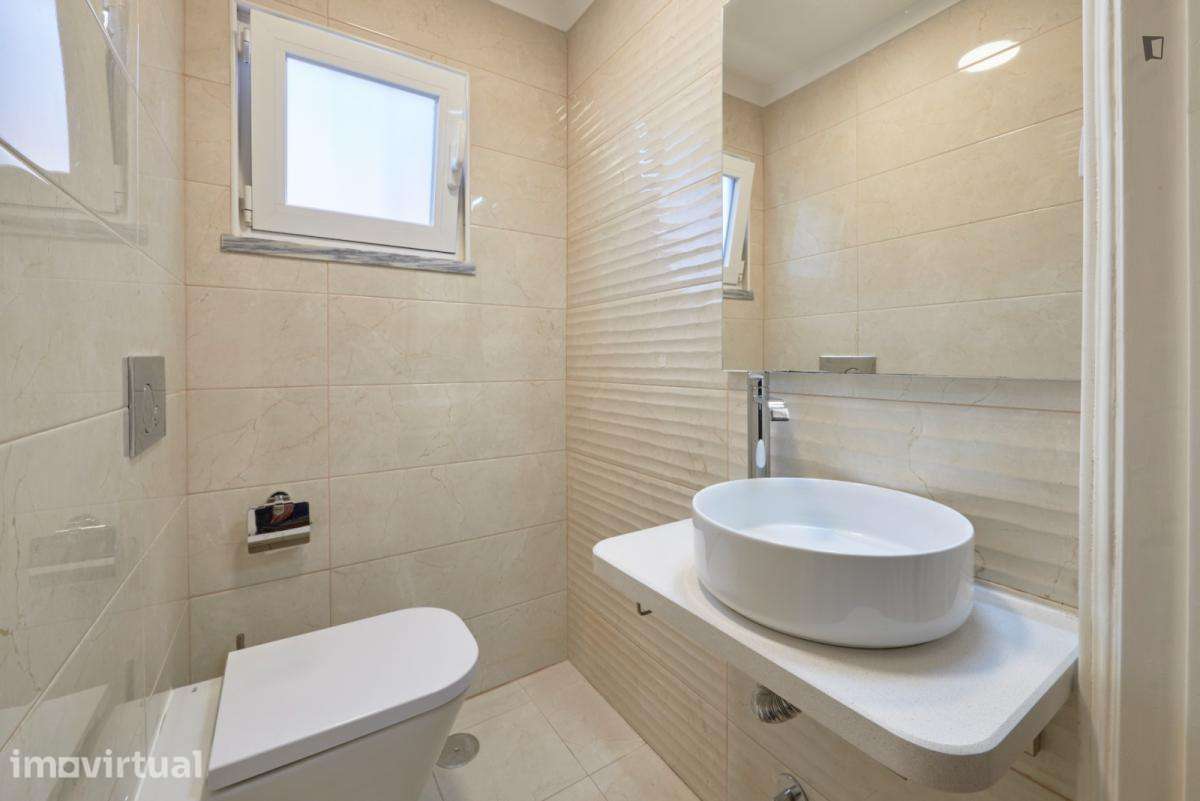 Quarto - localizado em Alvalade Lisbon - Grande imagem: 4/46