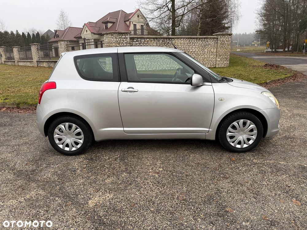 Suzuki Swift 1.3 Comfort - 4