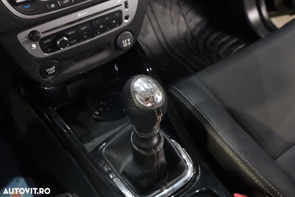 Renault Megane ENERGY dCi 110 Start & Stop Bose Edition - 16