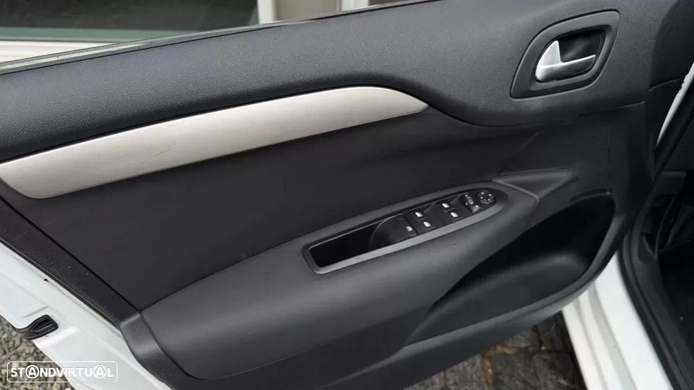 Citroën C4 1.6 BlueHDi Live - 23