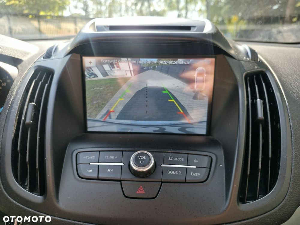 Ford Kuga - 25