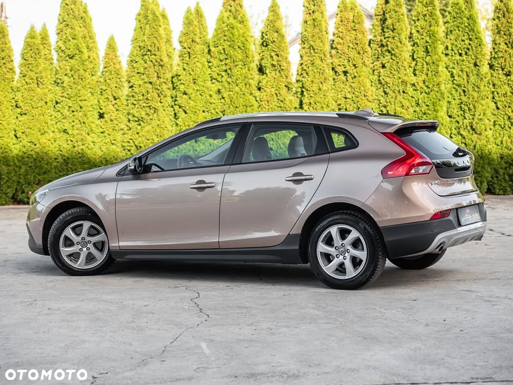 Volvo V40 D3 Geartronic - 10