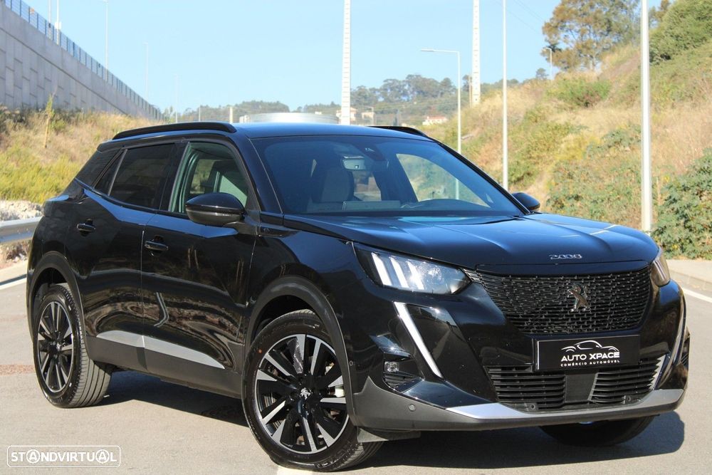 Peugeot E-2008