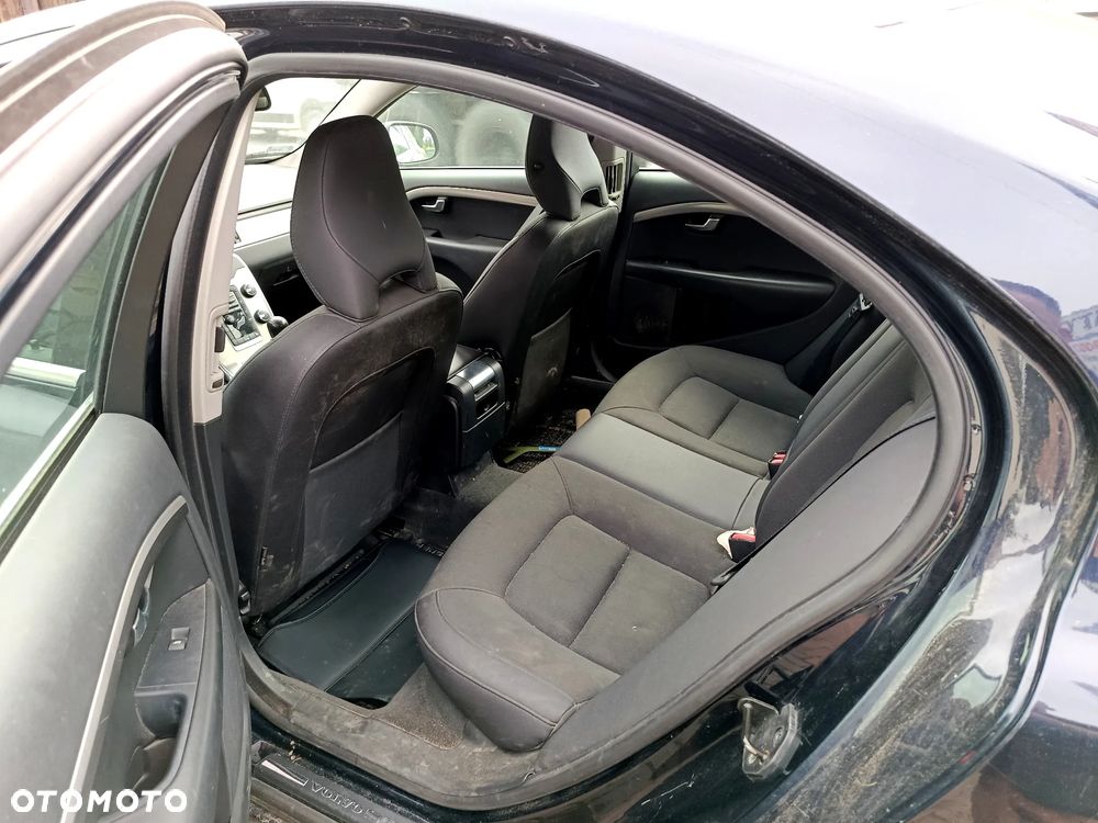 Volvo S80 - 11
