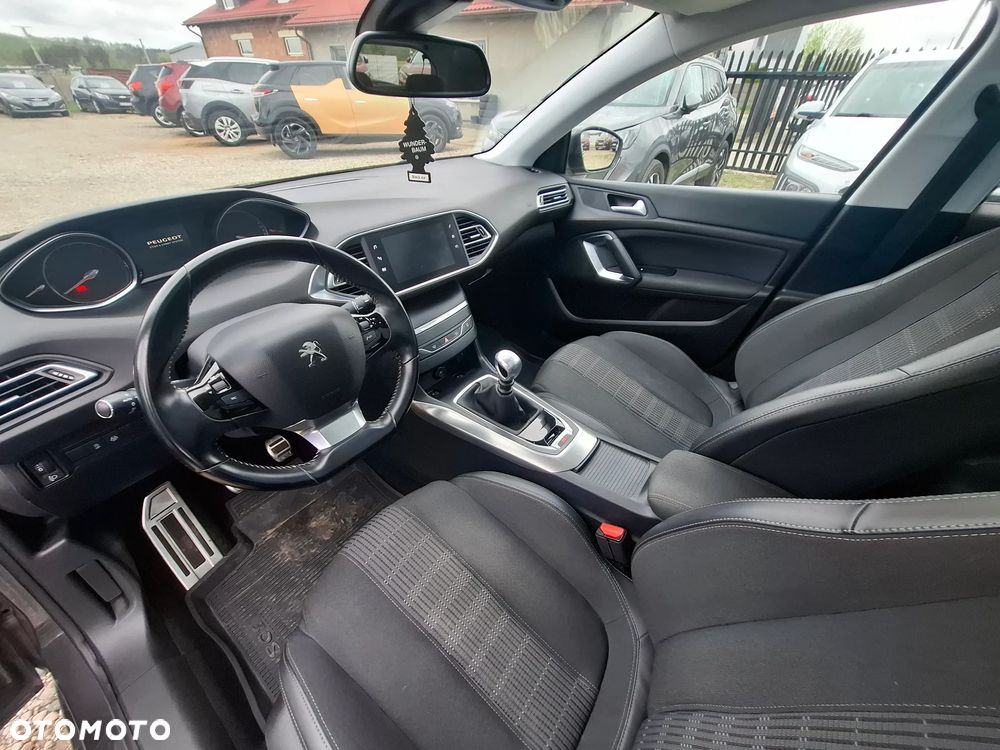 Peugeot 308 BlueHDi 130 Stop & Start Allure - 10