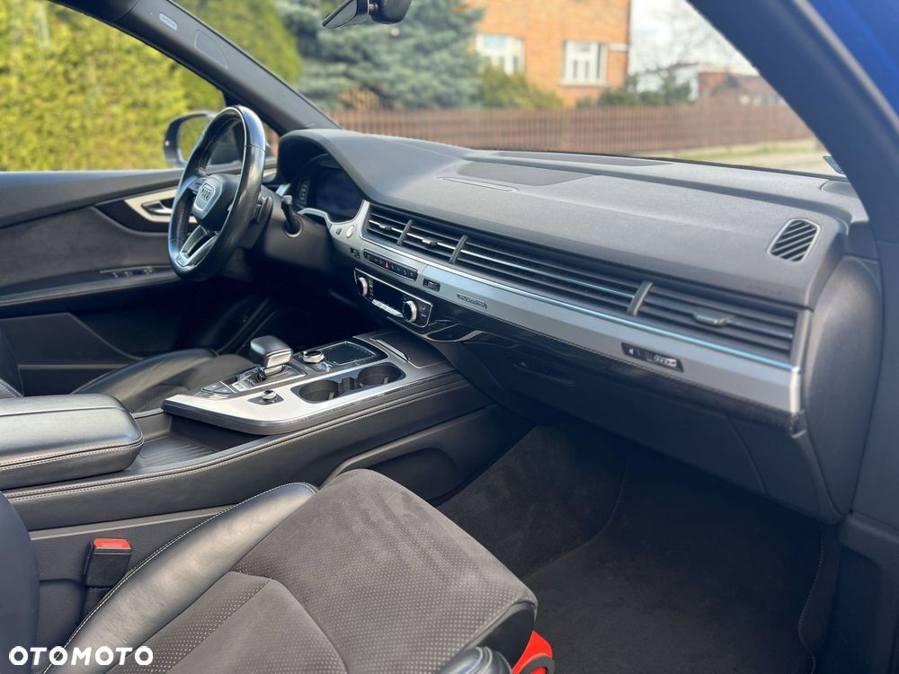 Audi SQ7 - 16