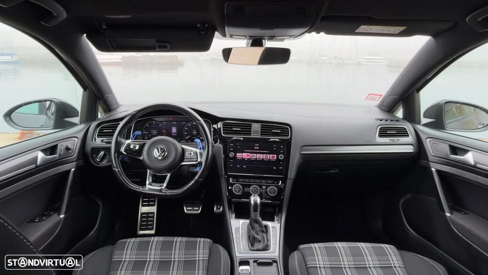 VW Golf 2.0 TDI GTD DSG - 6