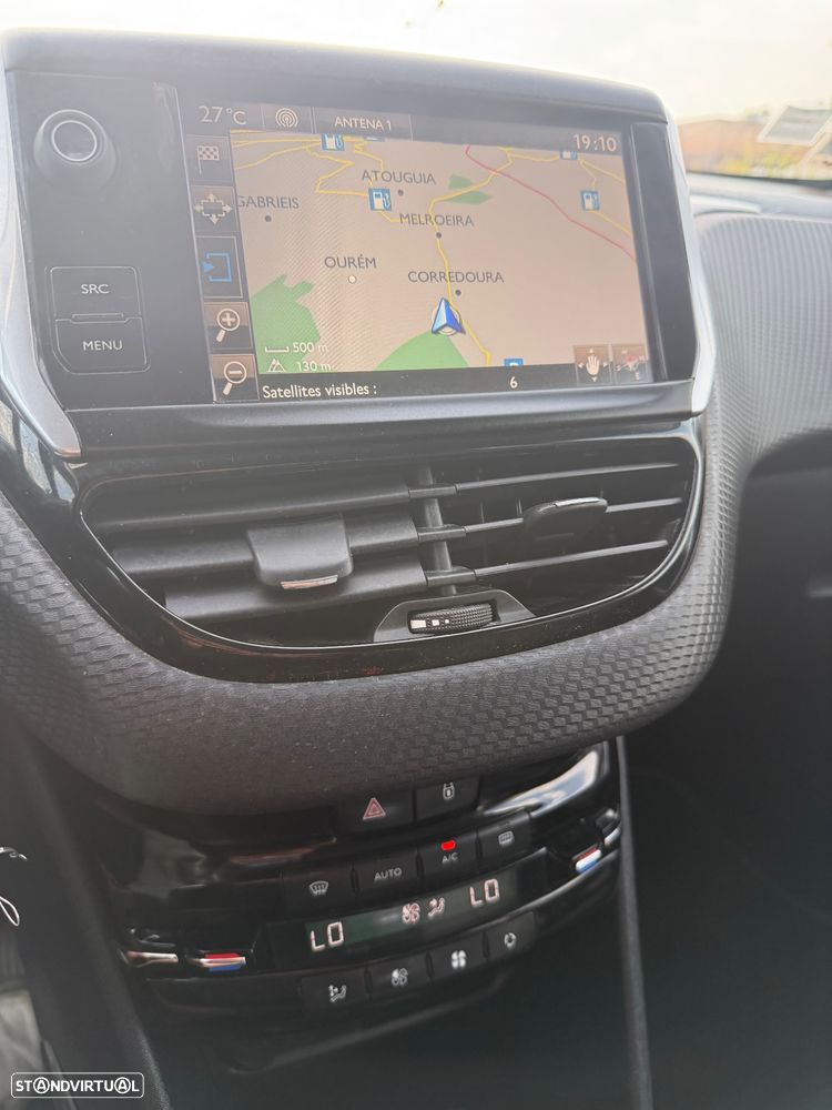 Peugeot 2008 1.2 PureTech Crossway - 13