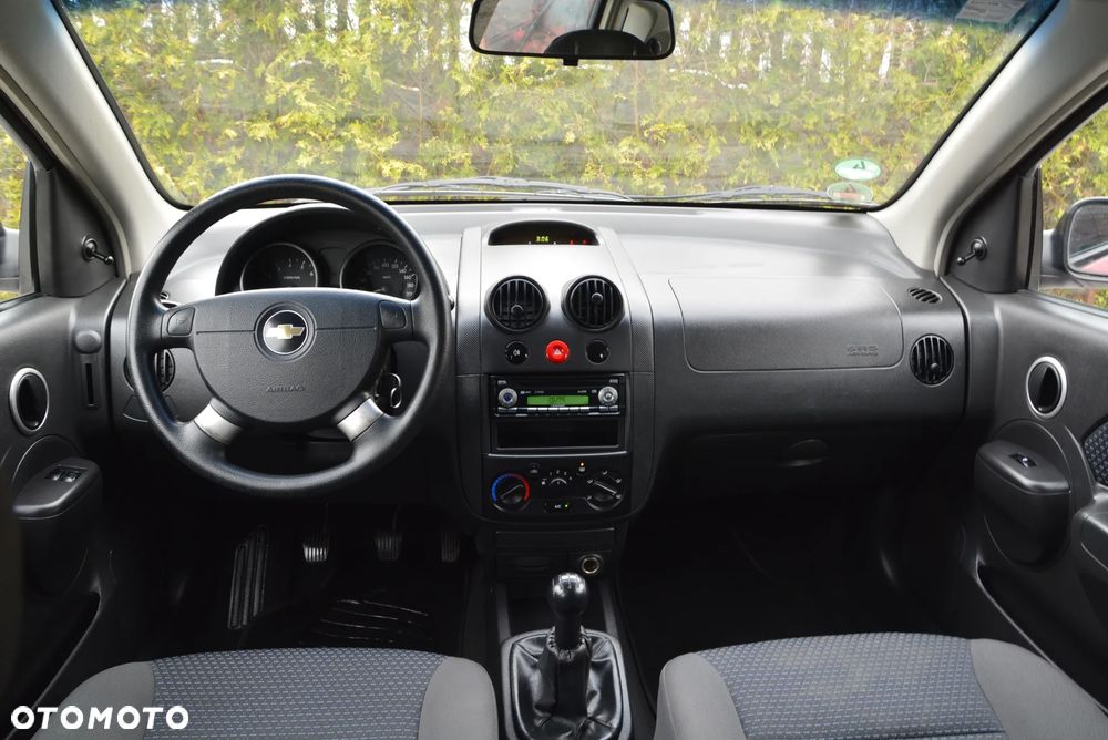 Chevrolet Kalos 1.2 SE - 33