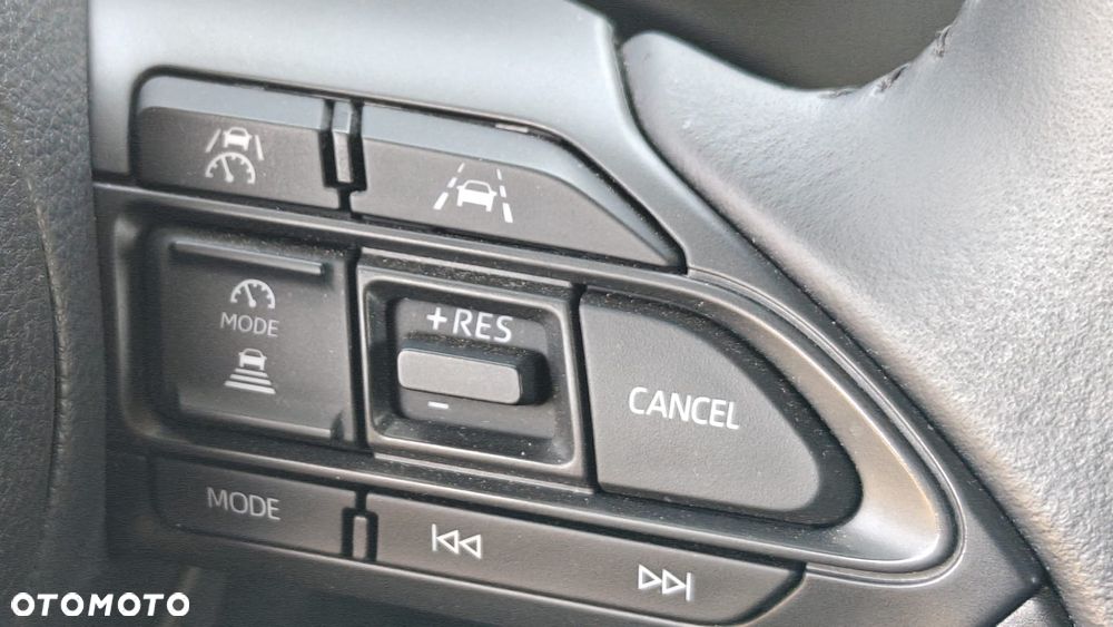 Toyota Yaris ver-hybrid-1-5-selection-style - 18