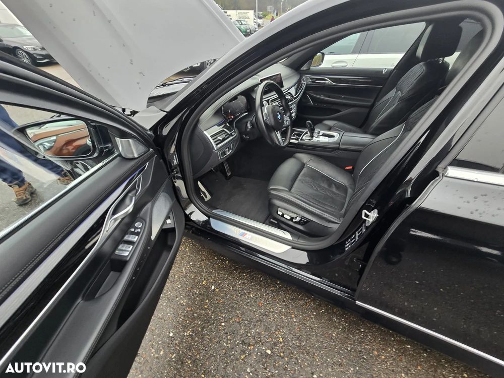 BMW Seria 7 Active L Edition Exclusive - 29