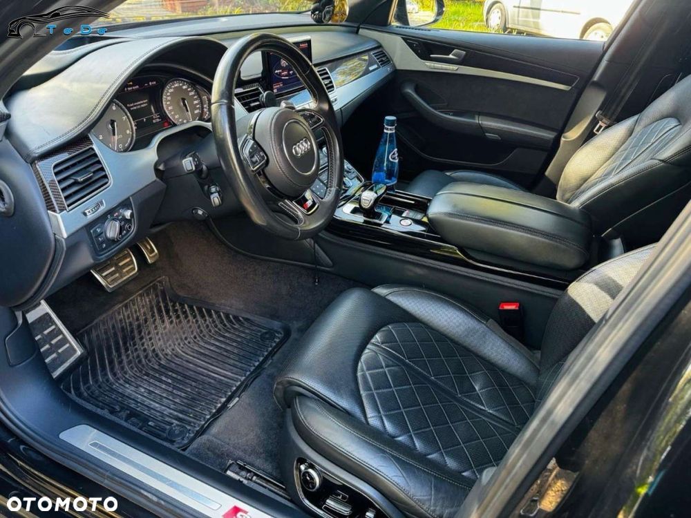 Audi S8 Plus 4.0 TFSI Quattro - 16