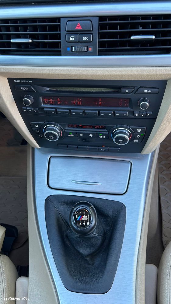 BMW 320 d Sport - 19