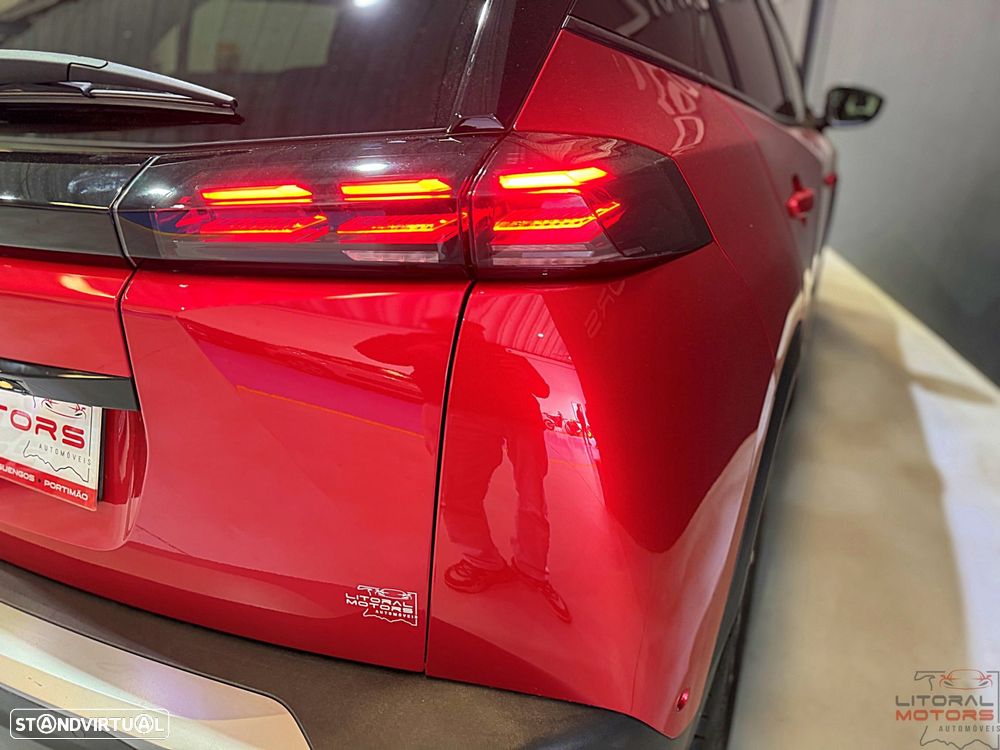 Peugeot 2008 1.2 PureTech Allure Pack EAT8 - 11