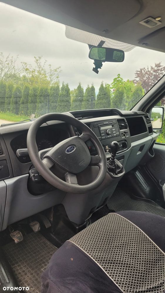 Ford Transit 350L Trend - 6